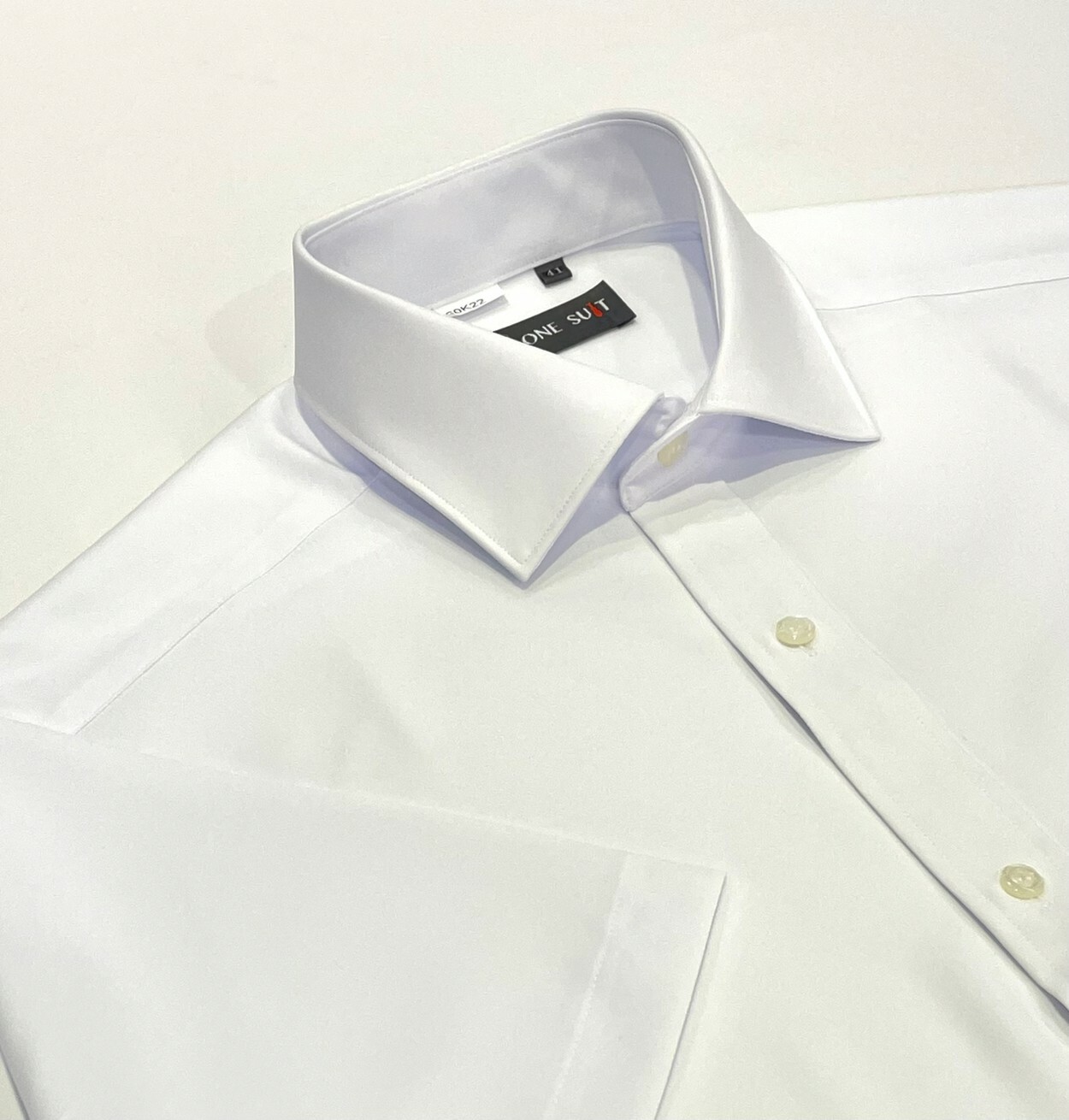 素色彈性短袖白襯衫領子