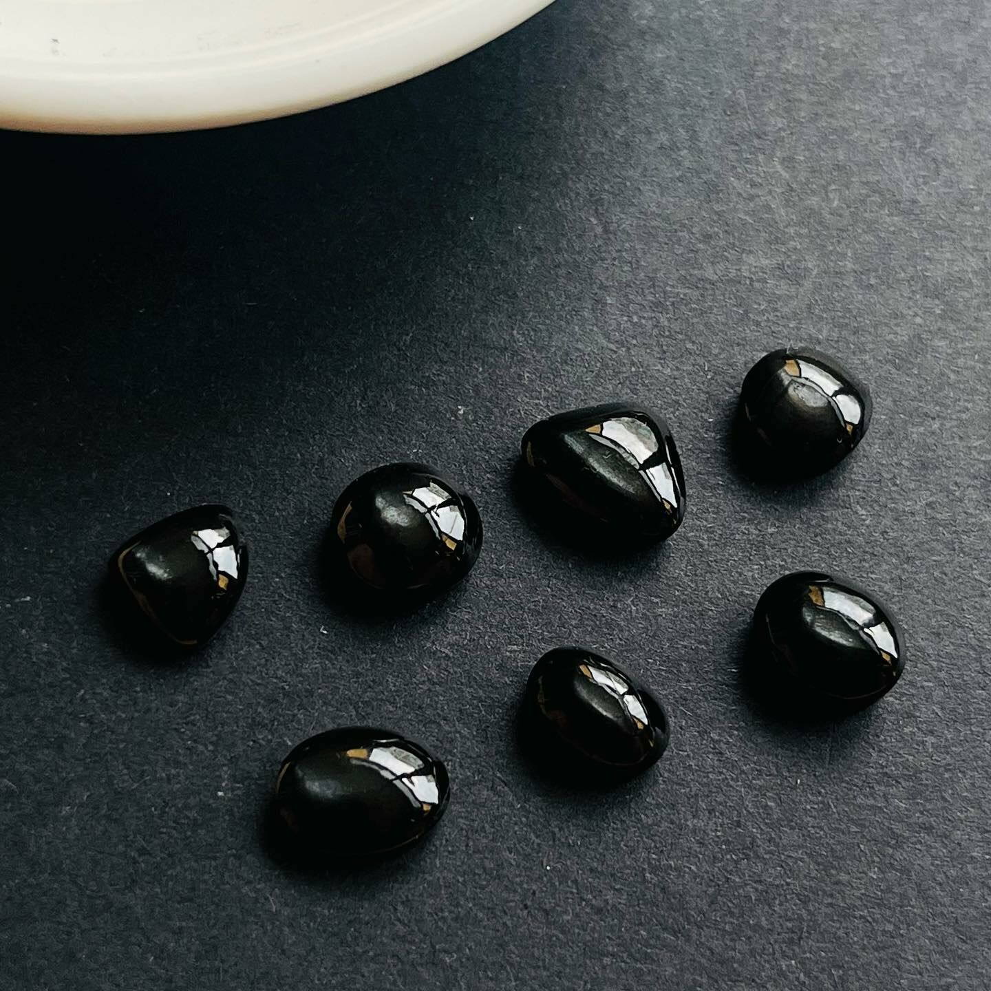 [原石] 印度透輝石 / 十字星石 水晶蛋面