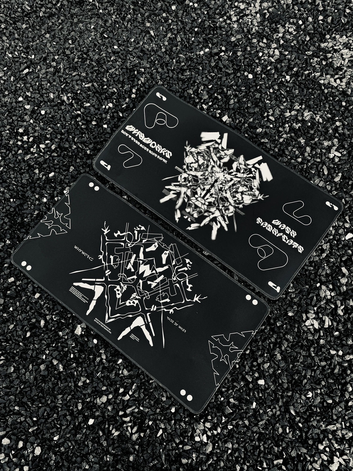 WHYWORKS 賽博科技入侵滑鼠墊