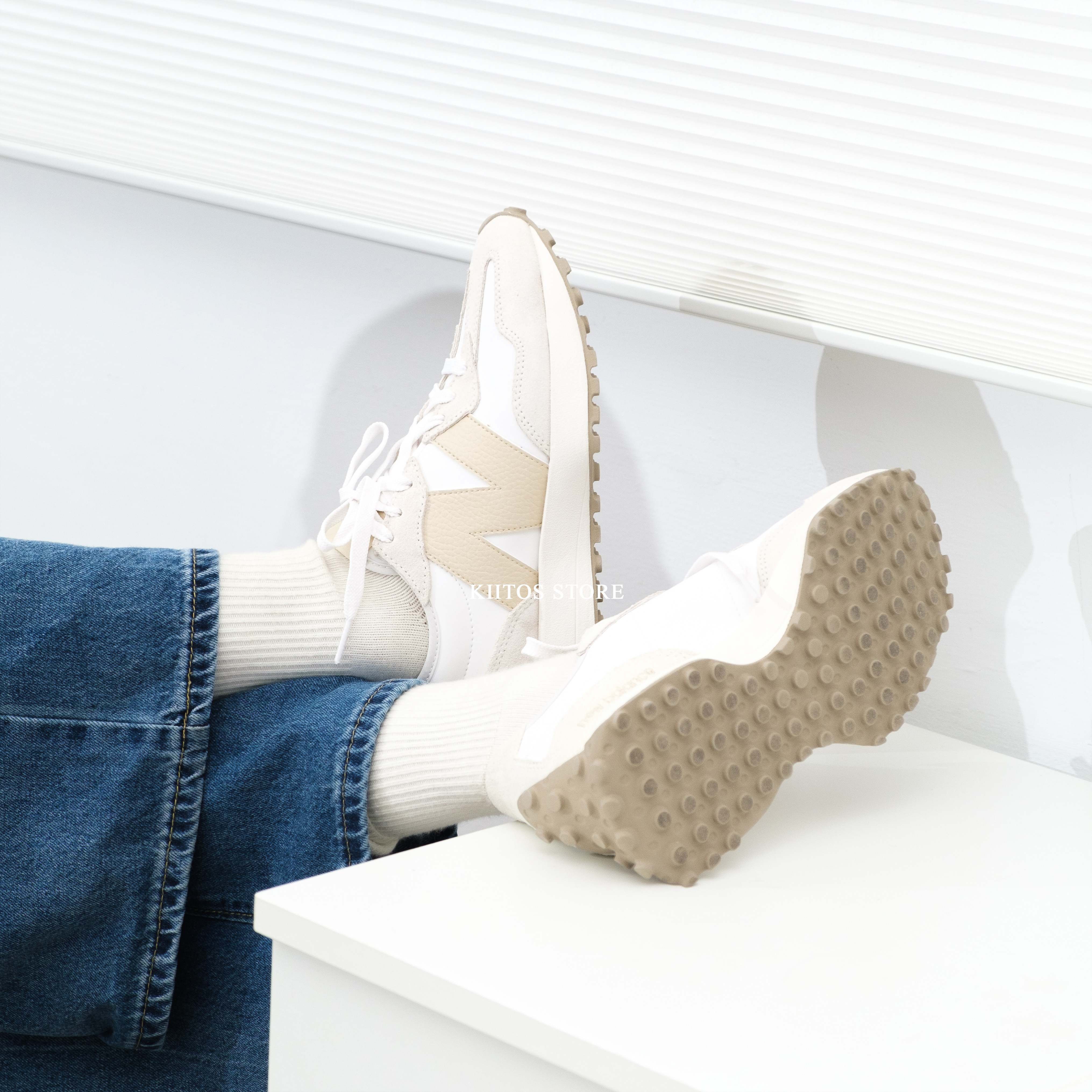 NEW BALANCE 327 海鹽杏 WS327KG