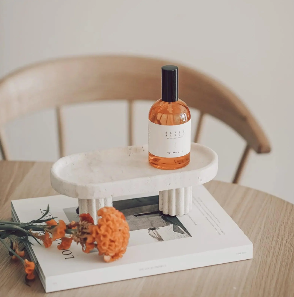 BLACK BLAZE Column Tray 立柱托盤 洞石