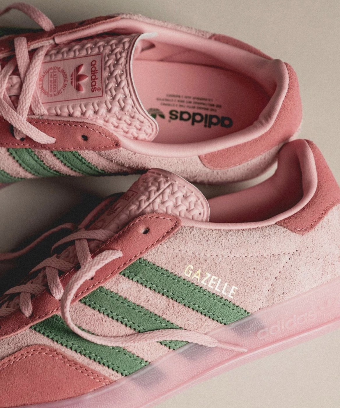 Adidas Originals Gazelle Indoor 莓果紅