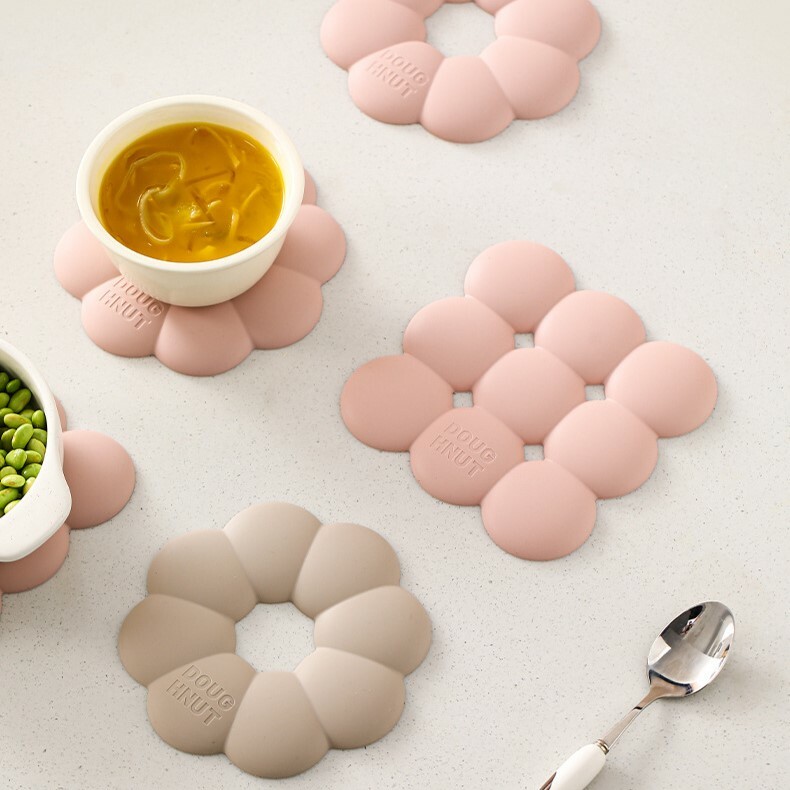 《4522》可愛少女色矽膠防滑隔熱墊