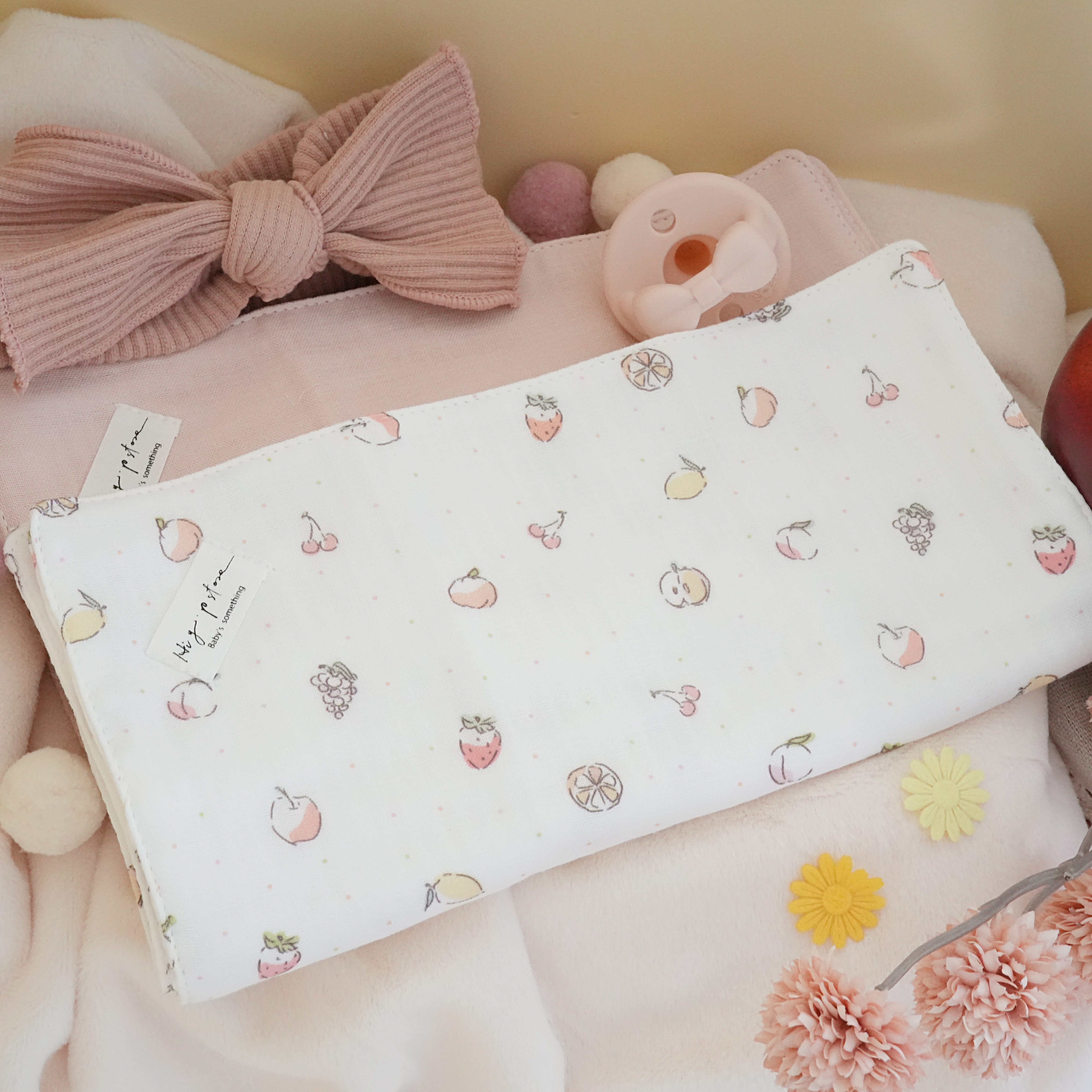 Hi Y.P store-拍嗝巾-獨家設計款-水果甜心（2件組)