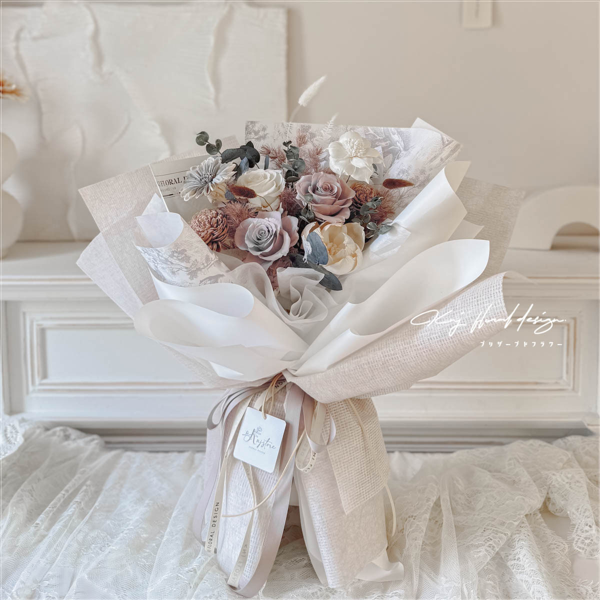 侘寂美學．三朵永生玫瑰花束