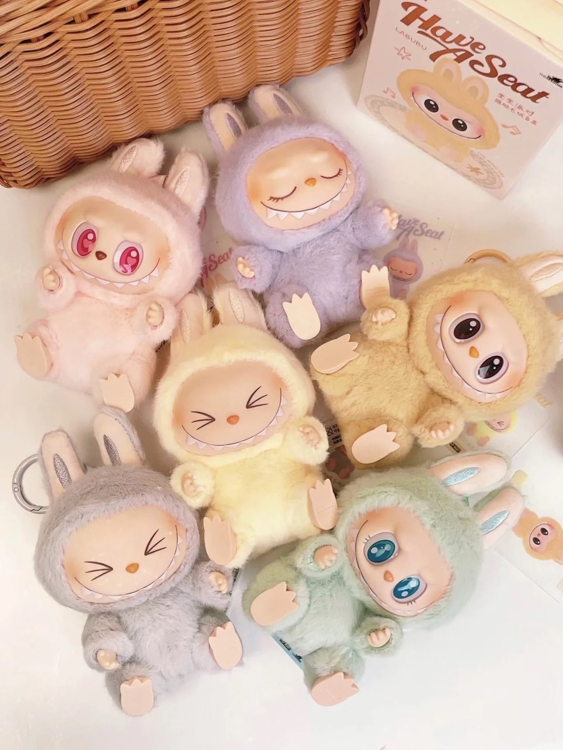 現貨 POPMART THE MONSTERS LABUBU 拉布布 坐坐派對 搪膠 盲盒 吊飾 鑰匙圈 二代