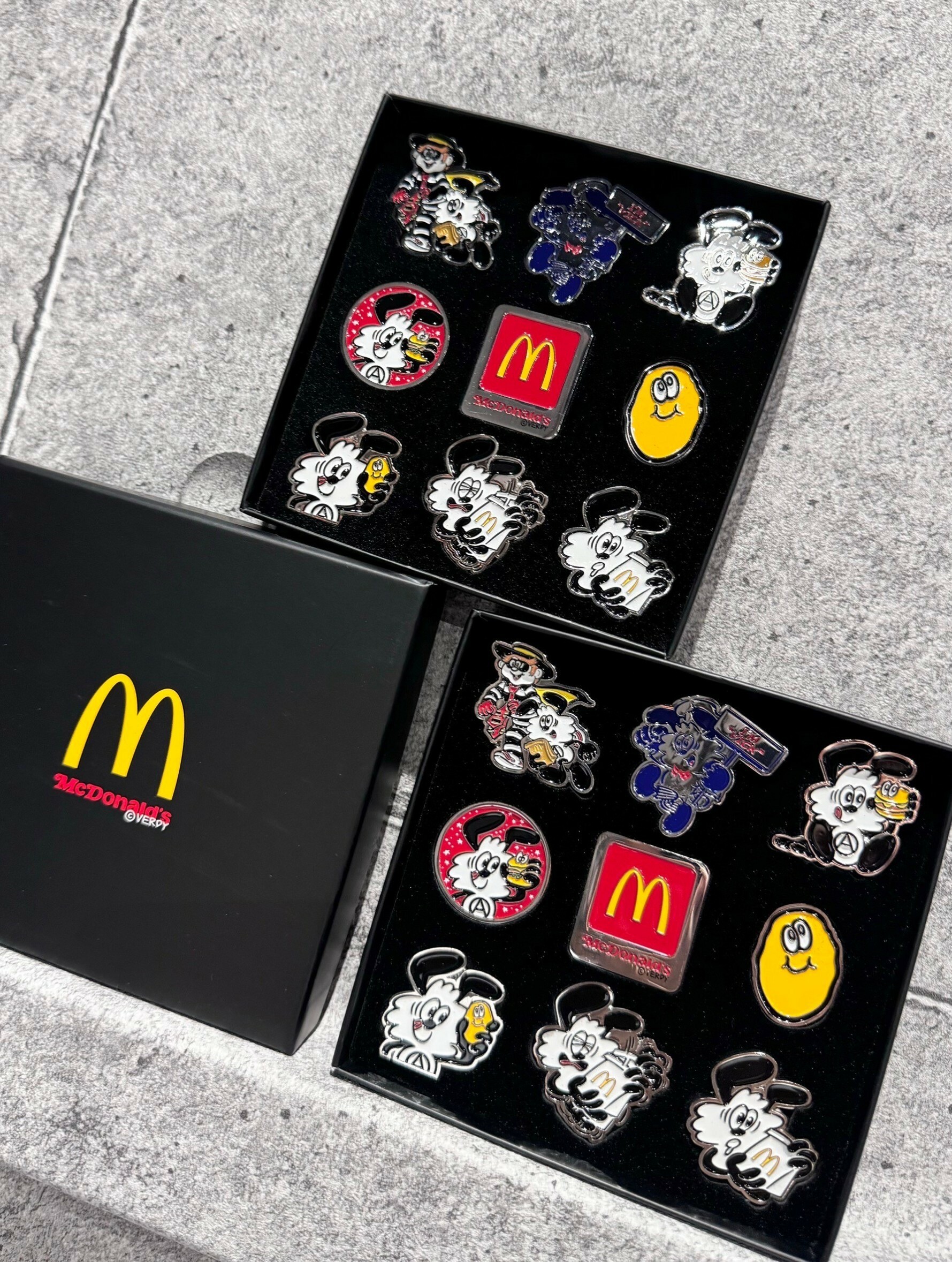 VERDY x McDonald's 麥當勞聯名 上海限定 徽章 盒裝