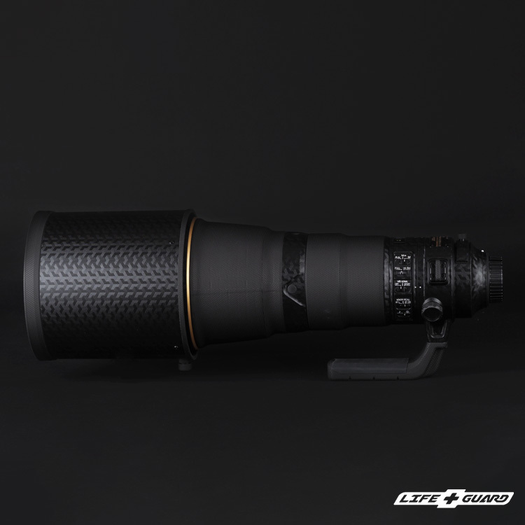 箭影黑貼膜質感特寫，LIFE+GUARD 設計風格