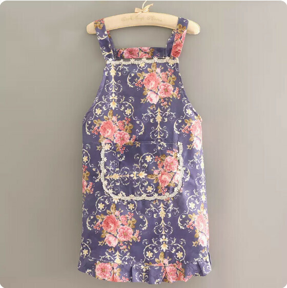 Hotly recommended pure cotton style apron [lined with European style large flower straps in navy blue] [Specification: 70*90CM]