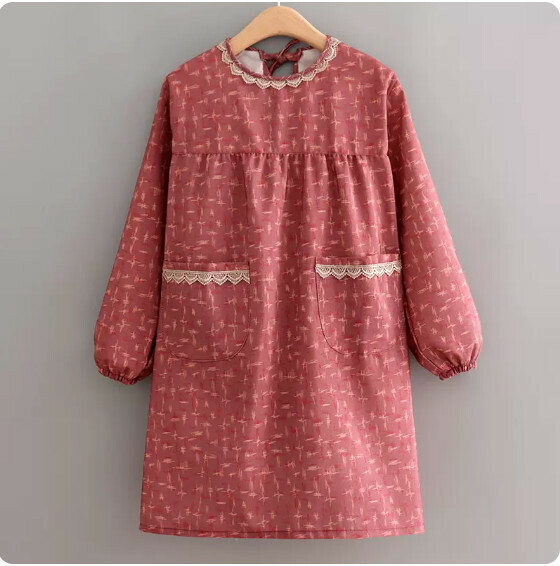 Hot recommended blouse apron [canvas long-sleeved Korean lace shiny red] [specification: 120*85CM]