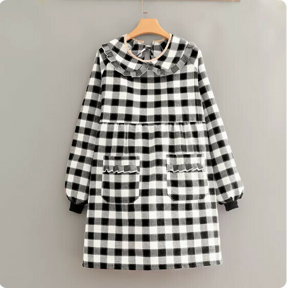 Hot recommended pure cotton long-sleeved apron [J828 pure cotton edge lapel long-sleeved black large check] [Specification: 115*98CM]