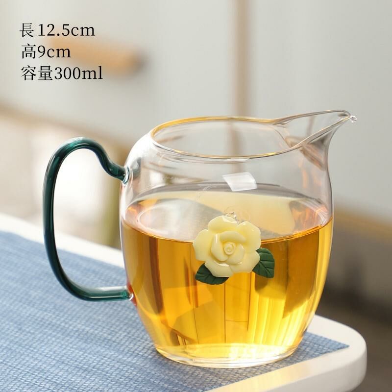 New high-end Japanese pinched glass fair (02 first sight green fair cup)