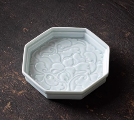 熱賣古風陶瓷八方形纏枝茶點盤(粉青)(尺寸:長11.7CM*高2.2CM)