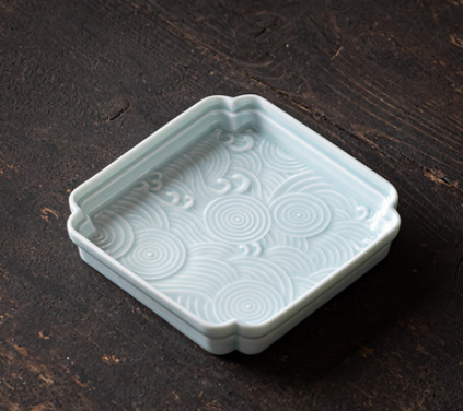 熱賣古風陶瓷四方形海浪茶點盤(粉青)(尺寸:長11.7CM*高2.2CM)