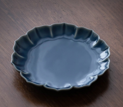 熱賣復古葵口陶瓷茶點盤(霽藍)(尺寸:直徑14.7CM*高2CM)