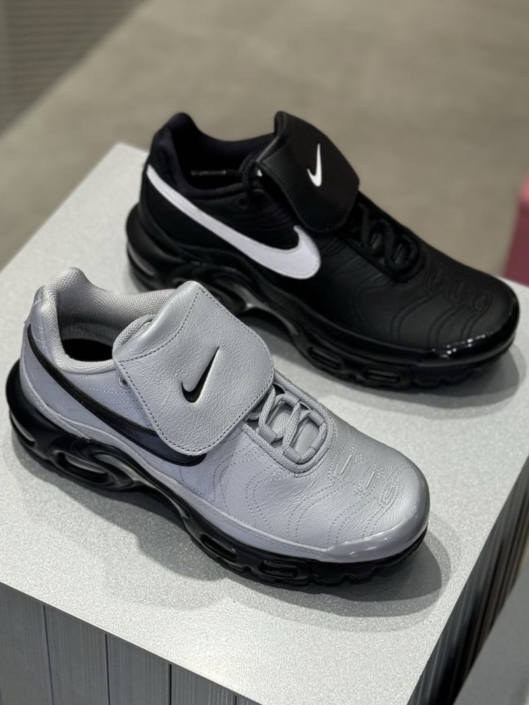 <快速出貨> Nike Air Max Plus Tiempo Black White 極致黑白