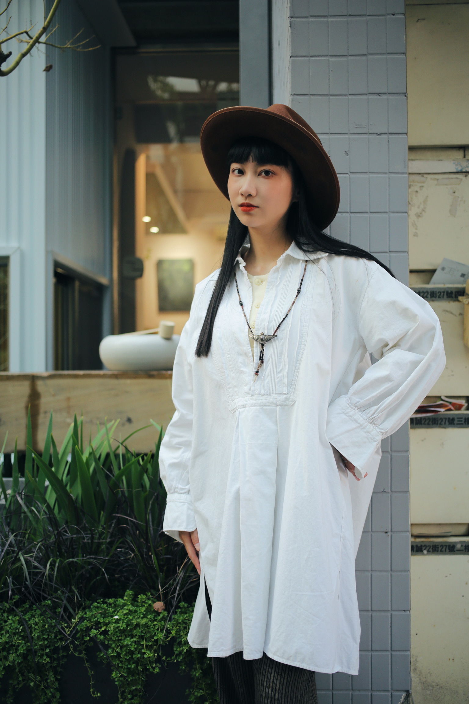 Vintage French cotton linen pullover shirt / 法國古董長版純白罩衫