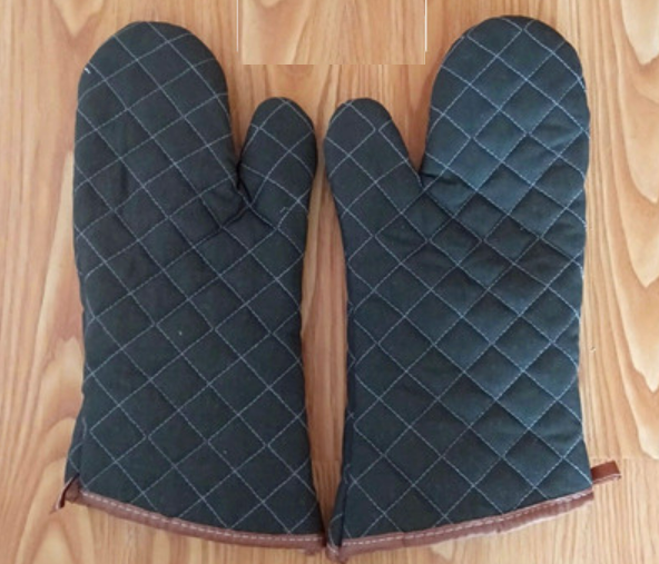 Popular 2 piece canvas high temperature resistant heat insulation anti-scald gloves (military green) (size: length 35CM)