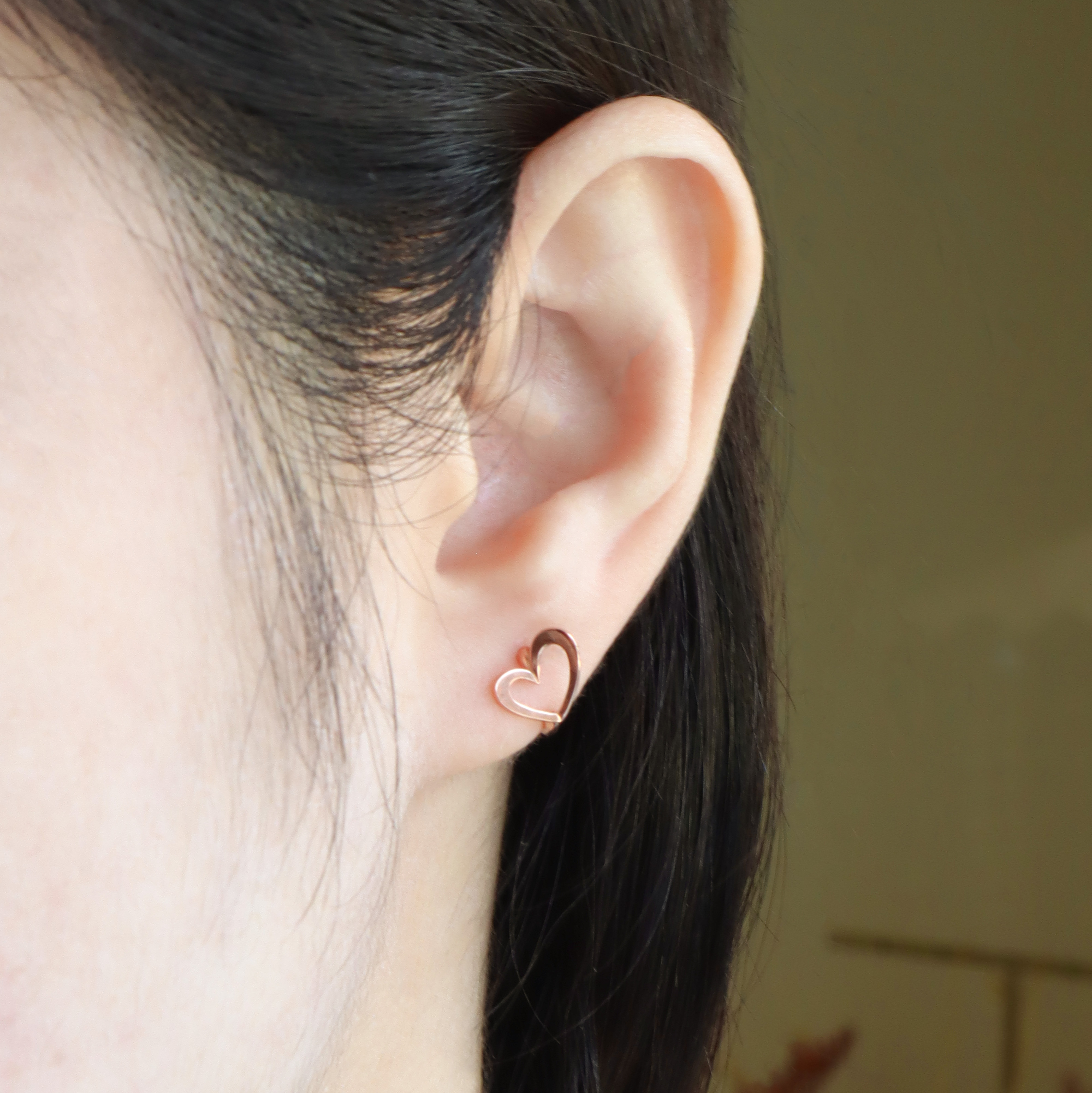 10K/心動線索耳環