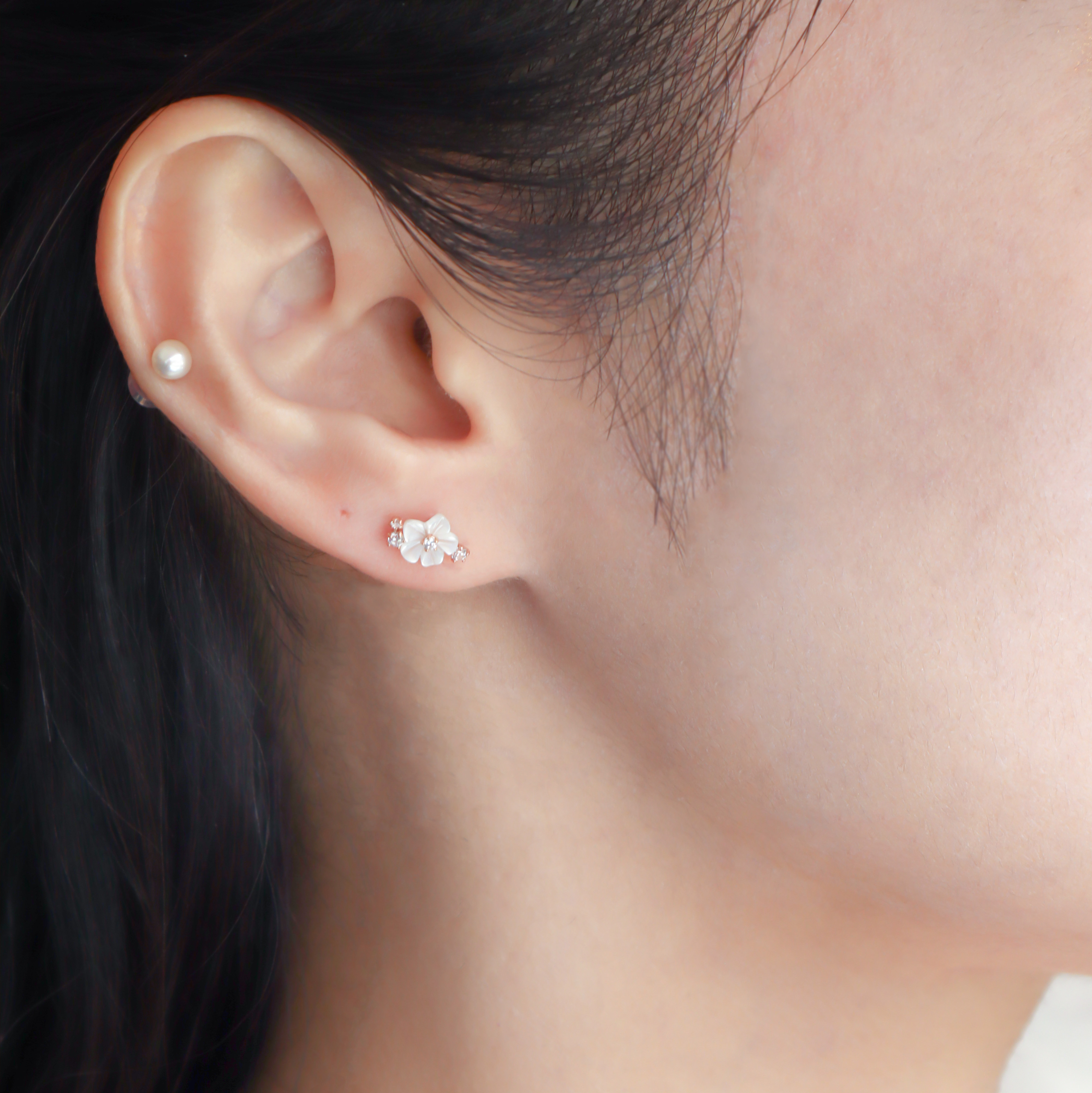 10K/透亮小花耳環