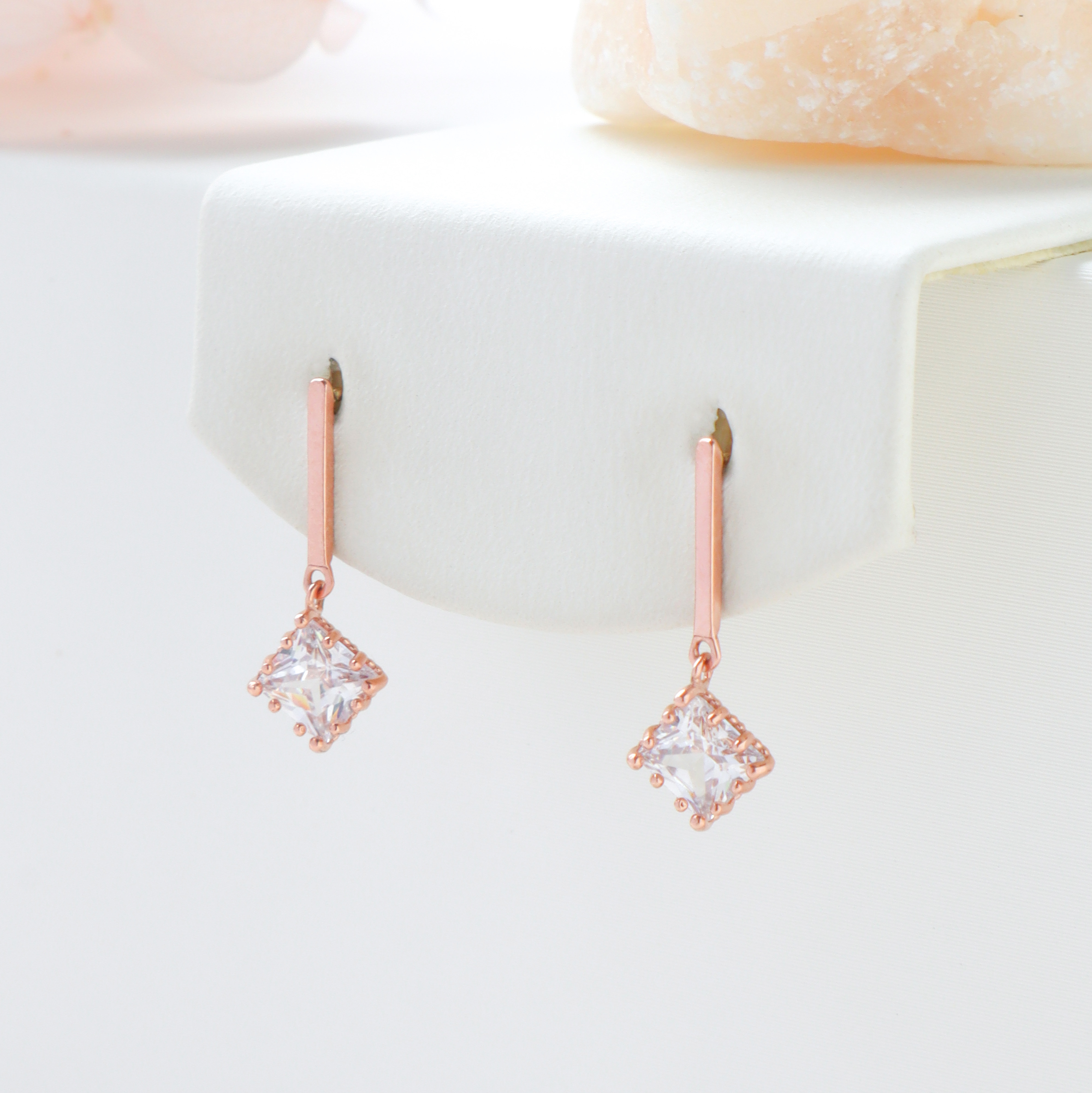 10K/垂墜方塊耳環