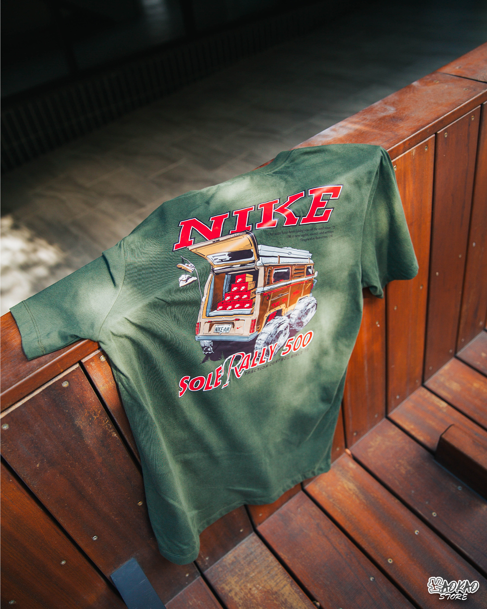 NIKE SPORTSWEAR 廂型車 印花短T【FQ3765-325】