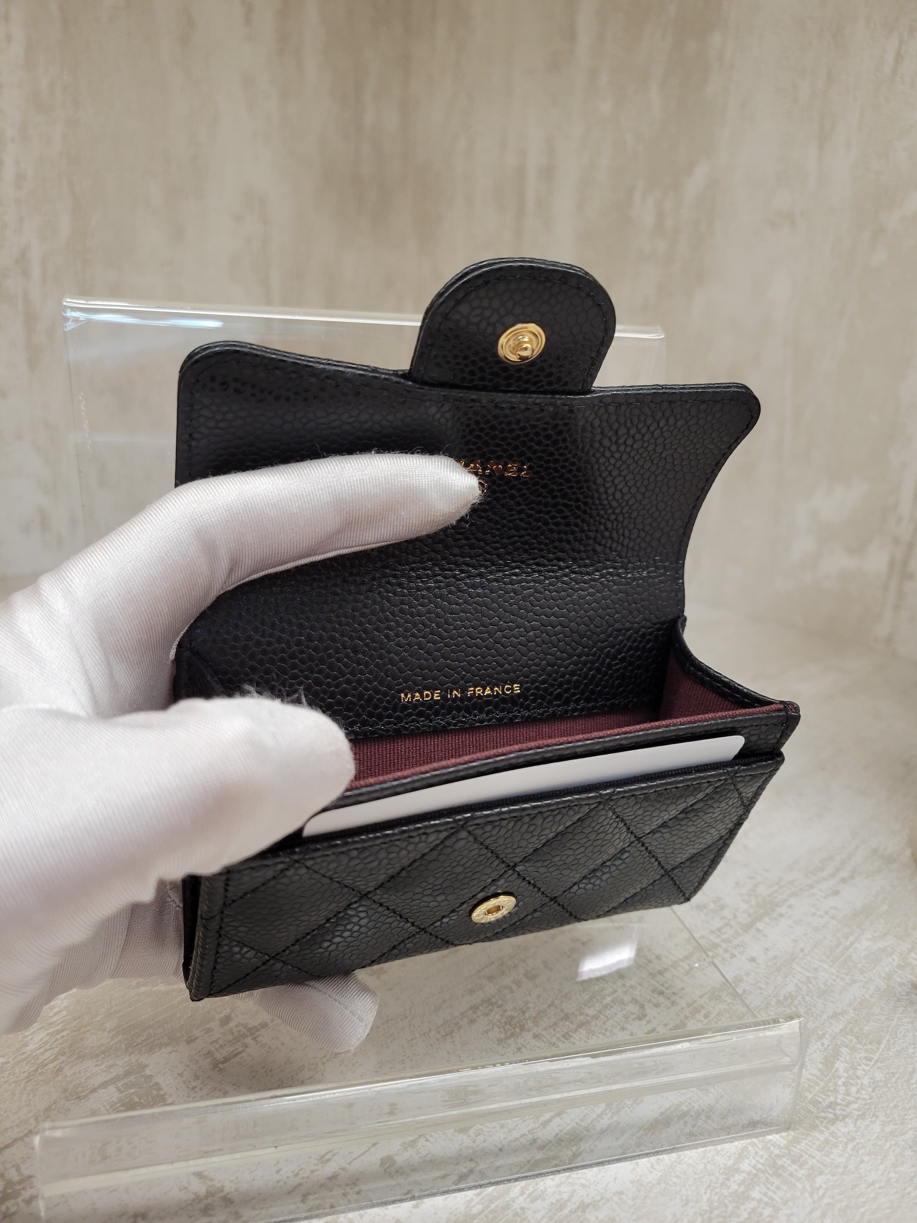 Chanel  AP0214 FLAP CARD HOLDER BLACK GOLD CAVIAR 荔枝皮黑色 金扣