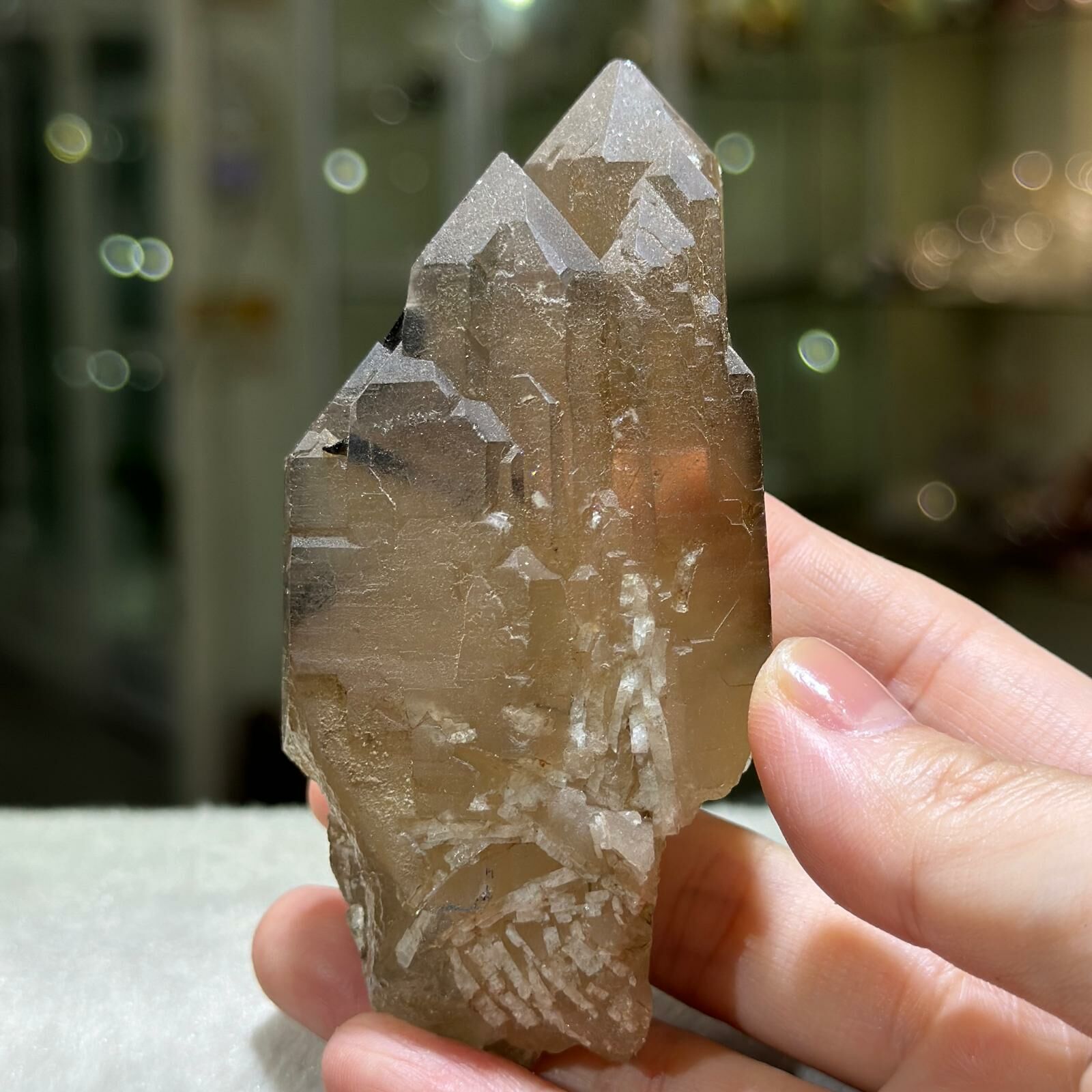 黃水晶教堂 ✨ 共生綠碧璽