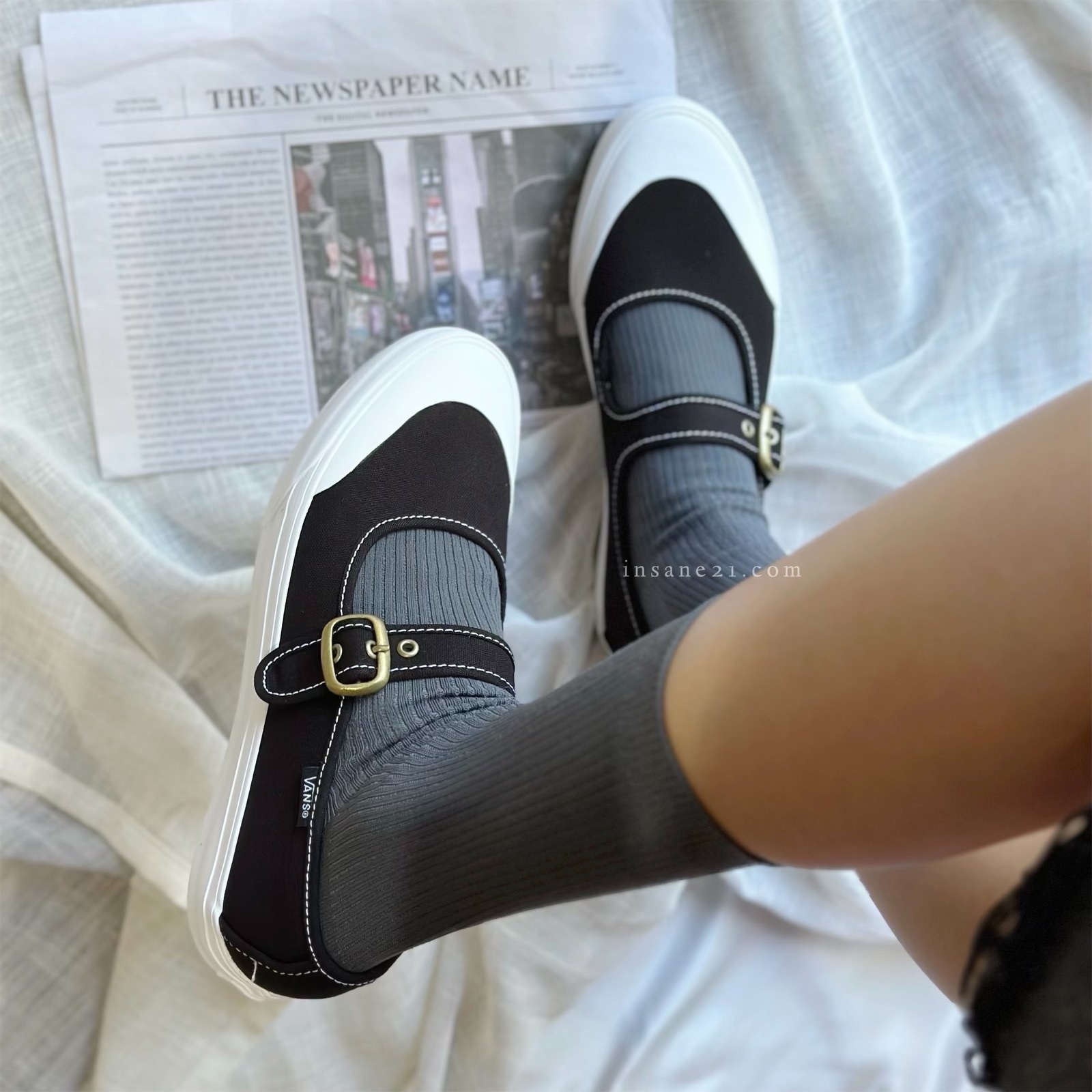 VANS MARY JANE 黑白 瑪莉珍  芭蕾風 女鞋  VN000CRR6BT1