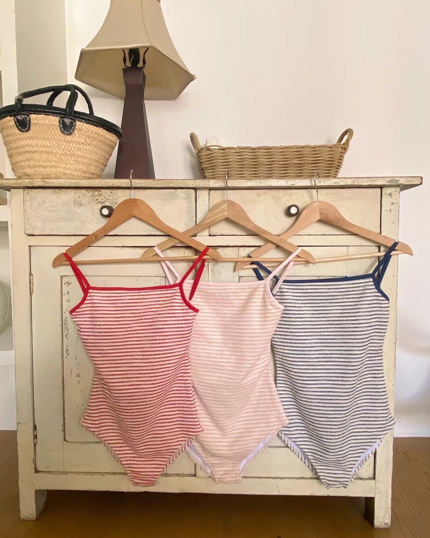 質感派系，毛巾料條子紋連體泳衣 (3色)