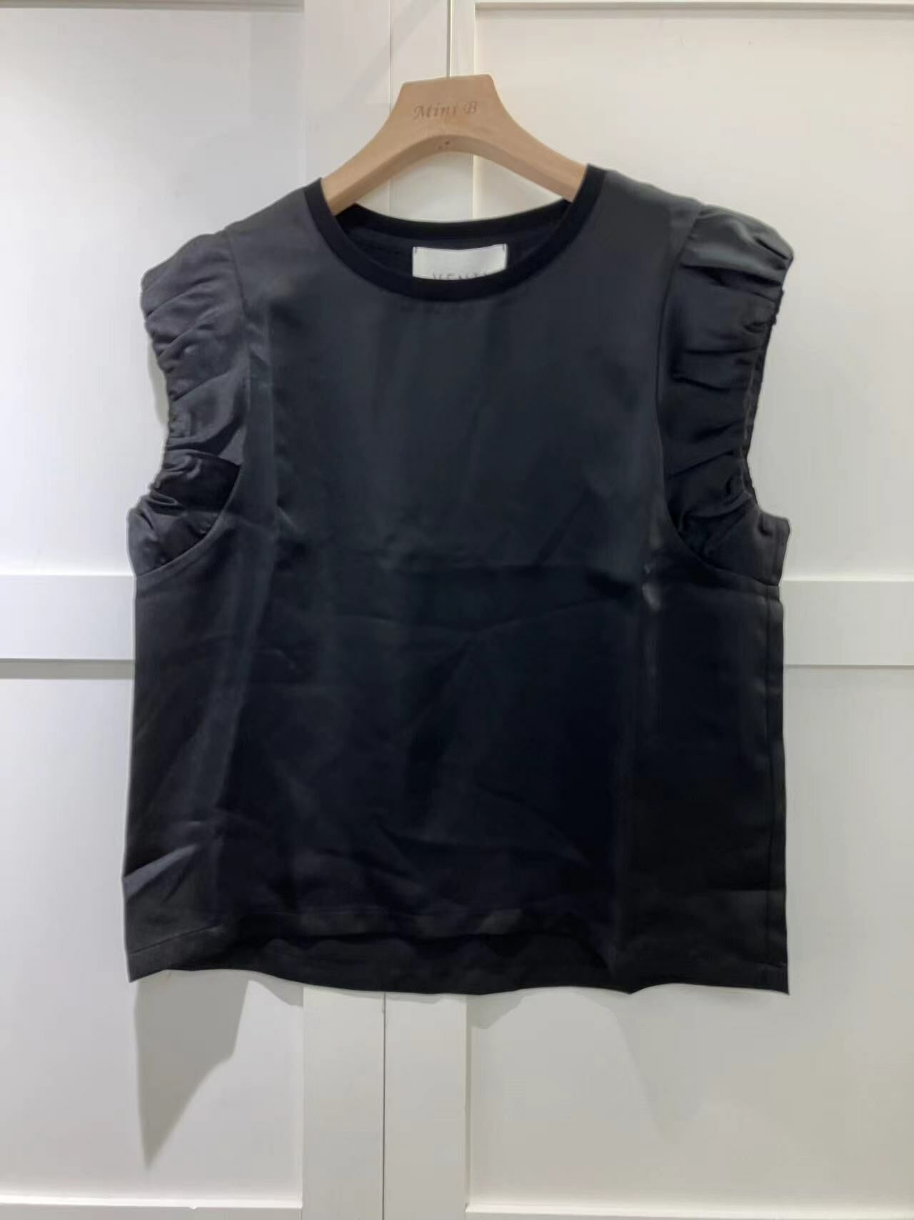 VENTI 黑色背心 -M