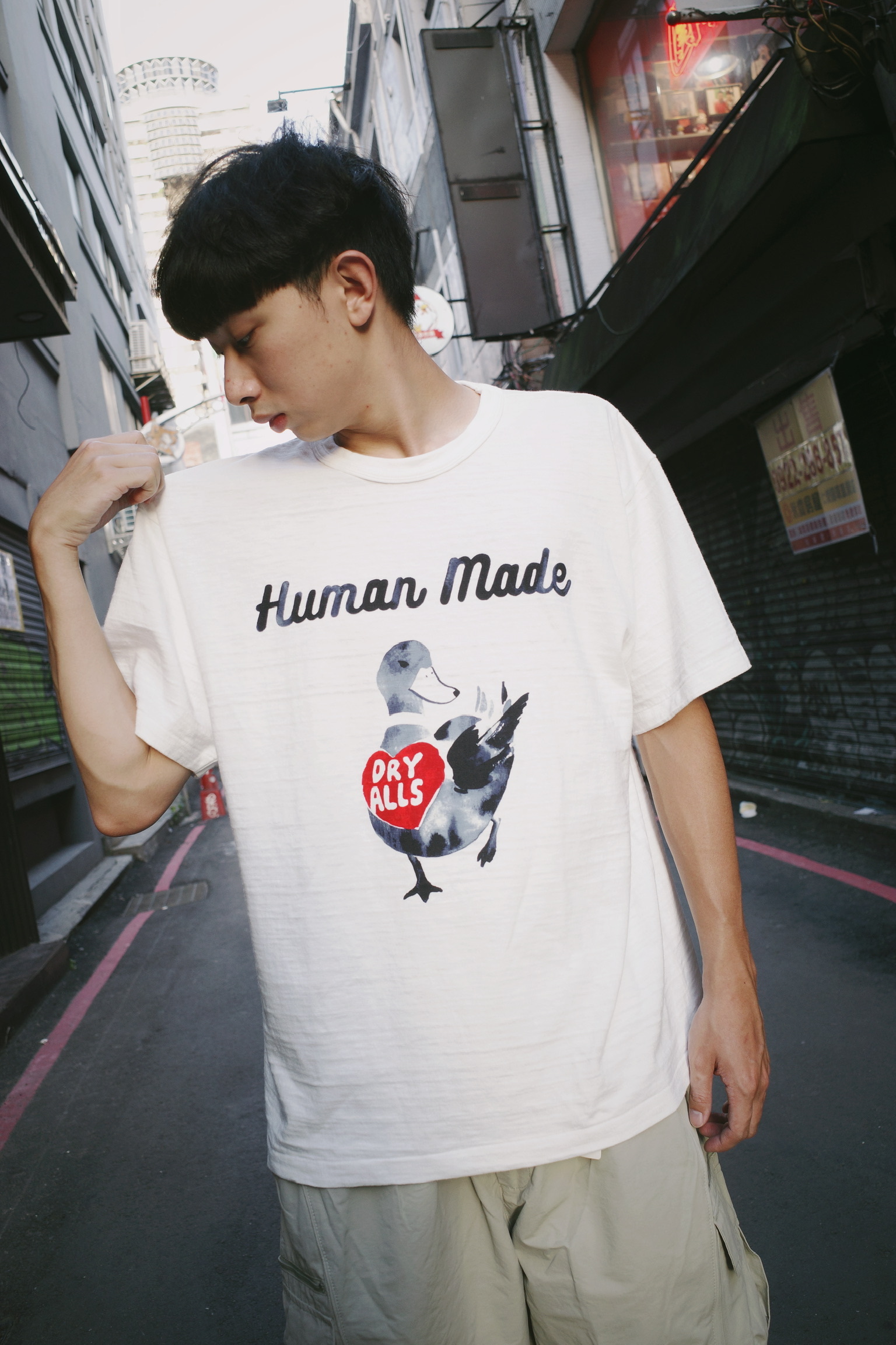 <快速出貨>HUMAN MADE 人間製 石墨鴨鴨愛心 短袖上衣 白