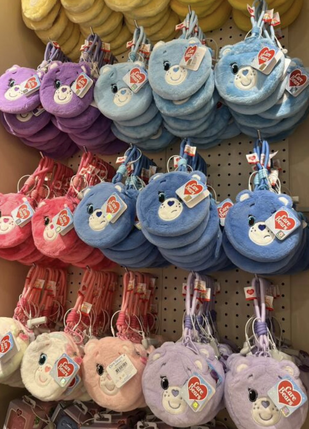 #現貨 泰國Care Bears 彩虹熊 愛心熊 手提零錢包 收納包