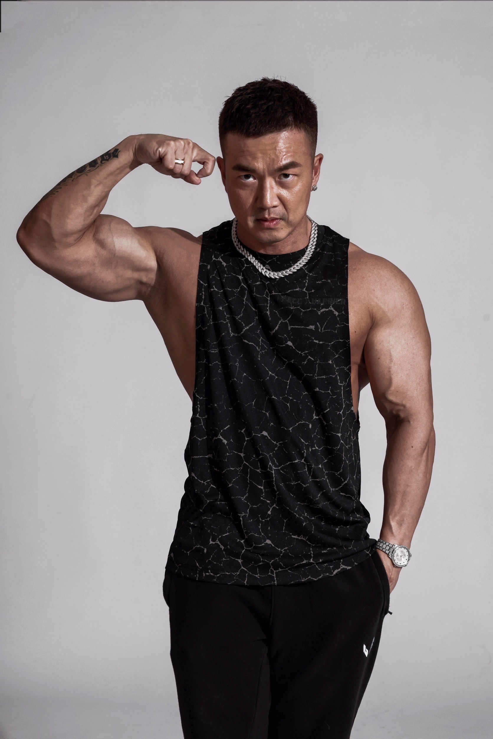 2024 UNDECO x Variner 聯名養肉深挖 i-shirt 4.X