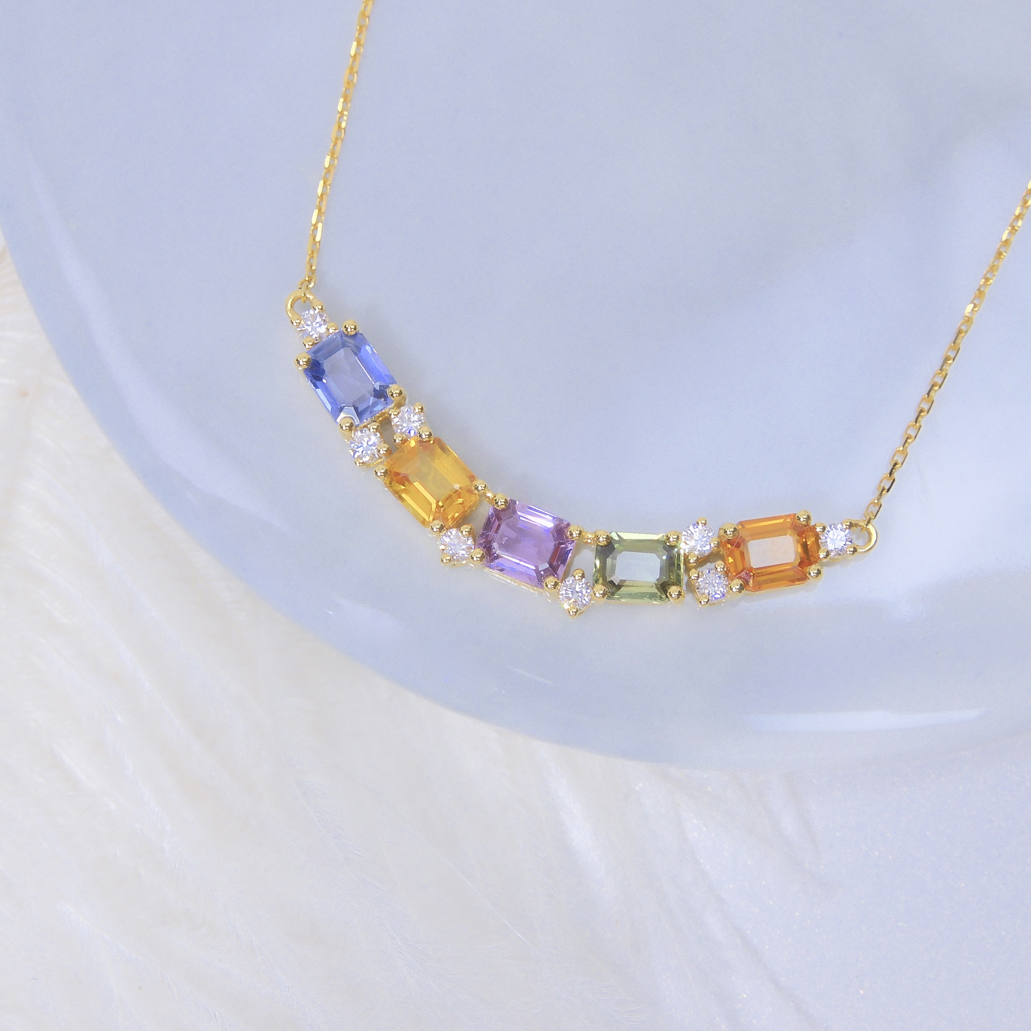 18K金2.29 彩色藍寶石項鏈