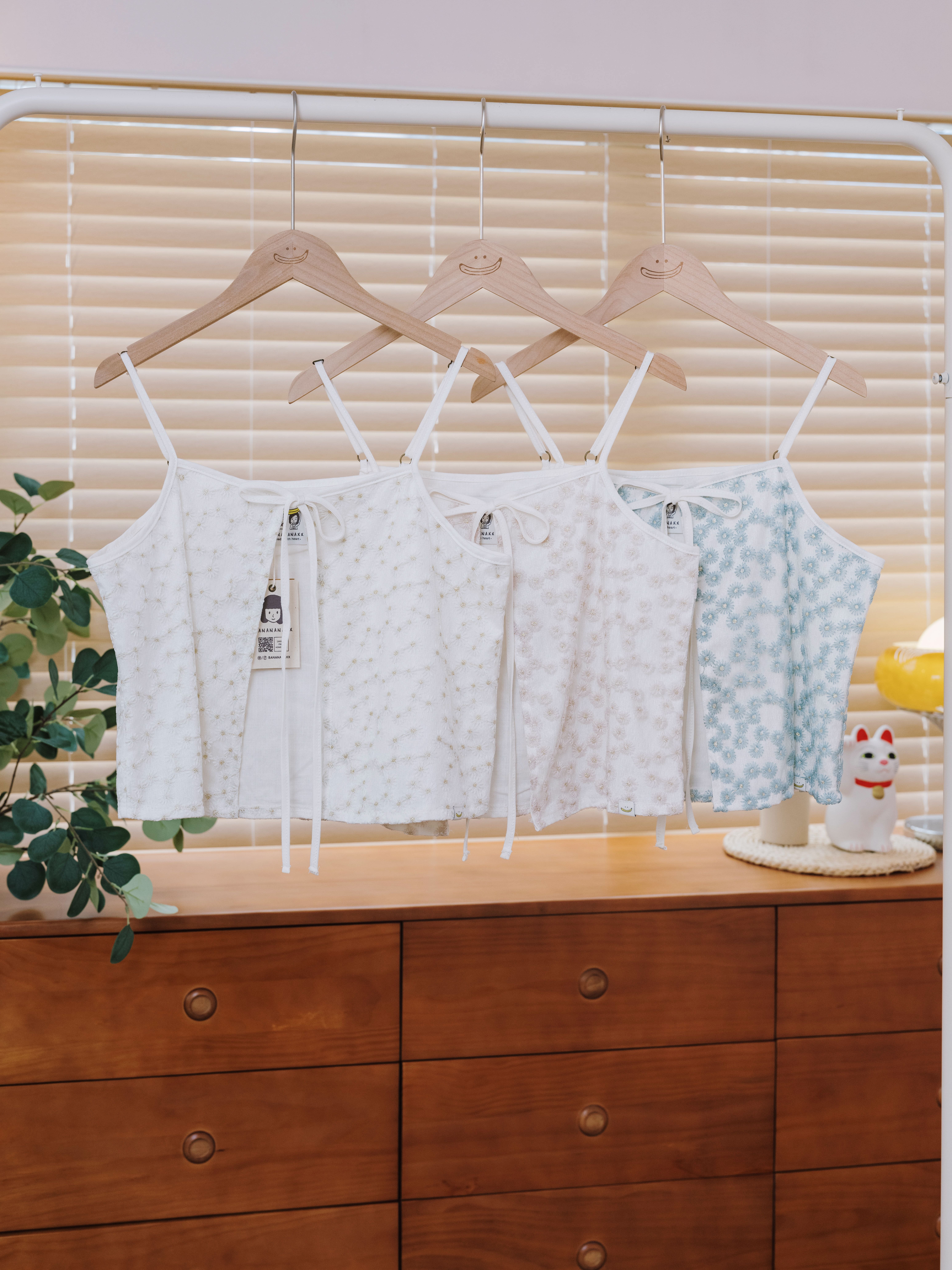 三色 / 小雛菊透感綁帶馬甲 / Daisy Sheer Vest