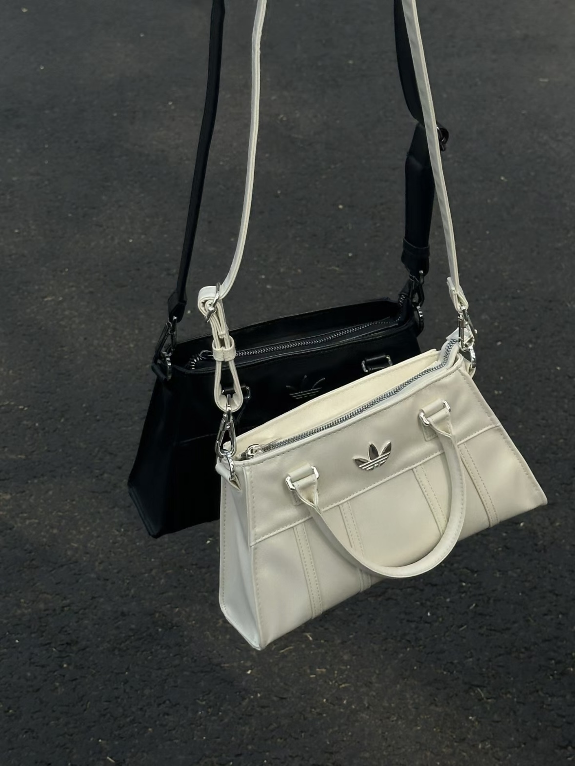 Adidas  美式 沙漏手提包  斜背款 黑/白