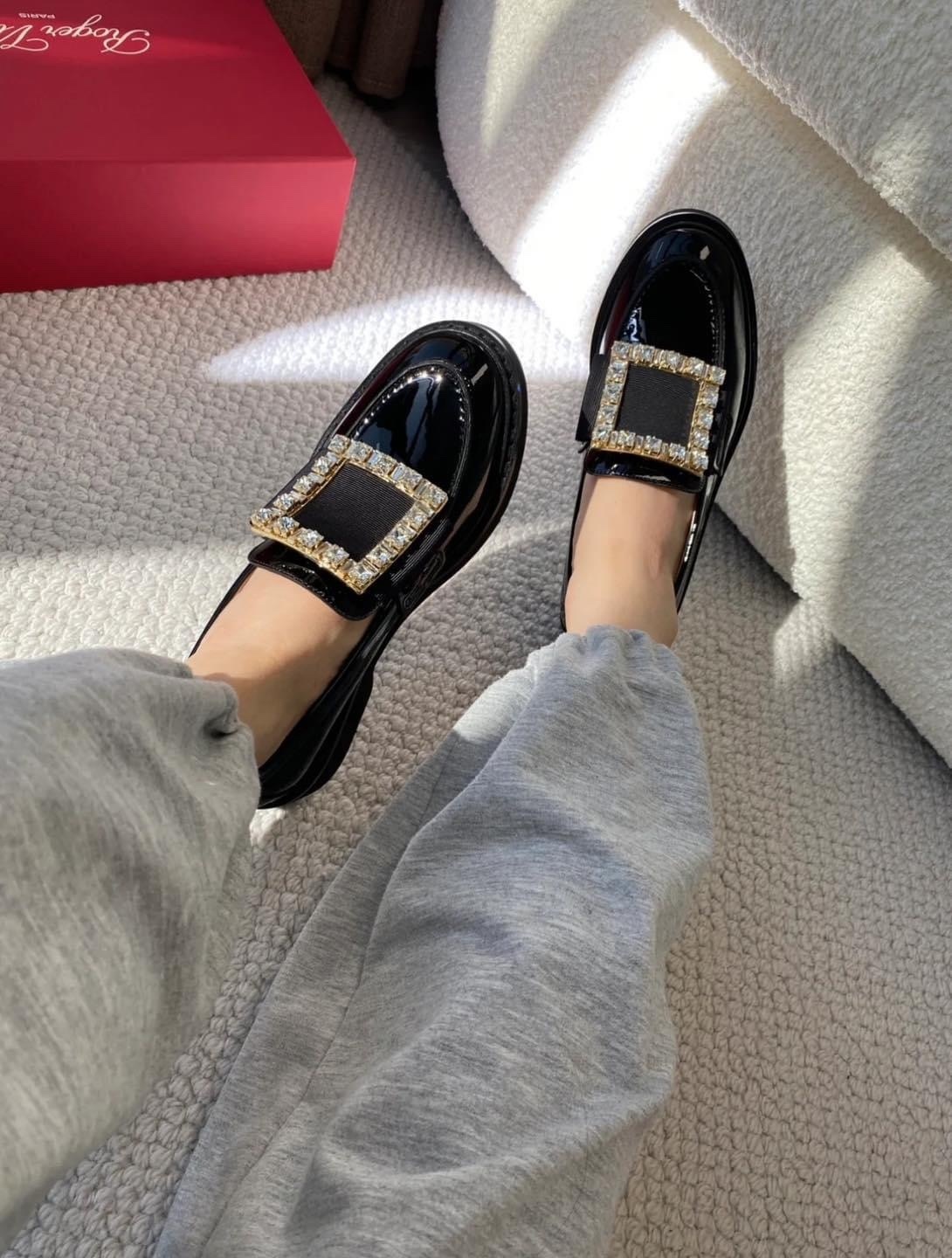 RV 方鑽扣黑色樂福鞋 -T