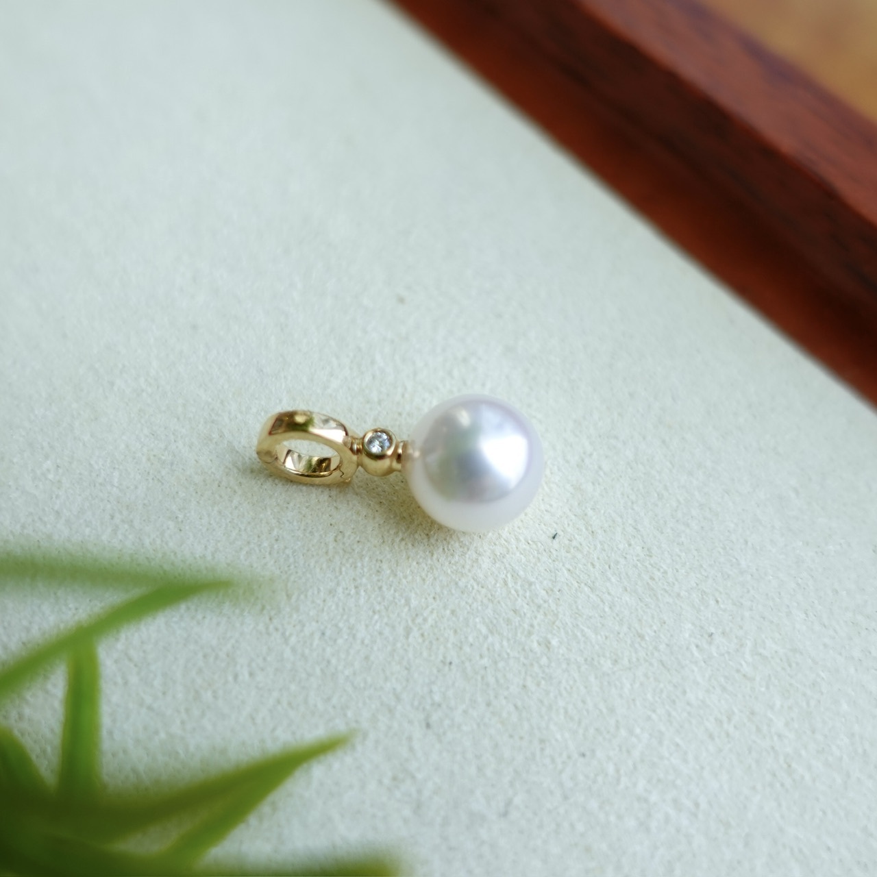 18K金白色Akoya鑽石開口吊墜 (8-9mm)