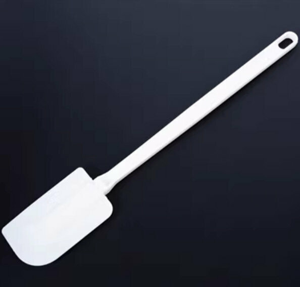 Hot push cake plastic spatula (large long handle - length 41.5cm)