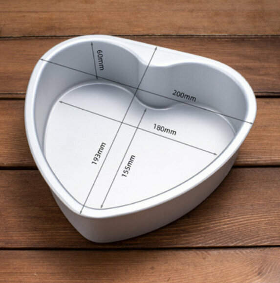 Hot recommended household cake mold (8-inch heart-shaped mold)