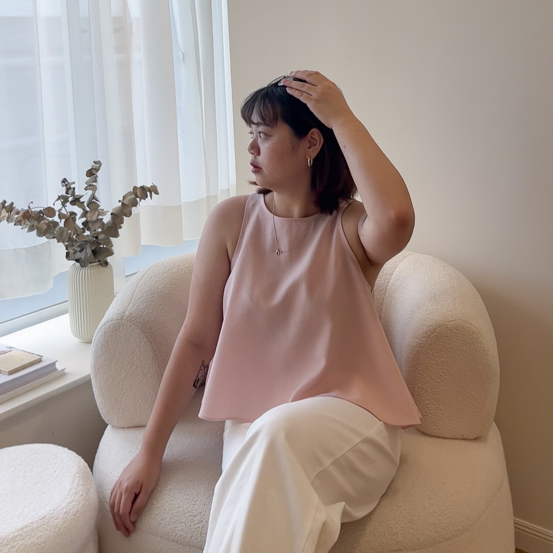 R51PINK微削肩骨感女人味超涼背心