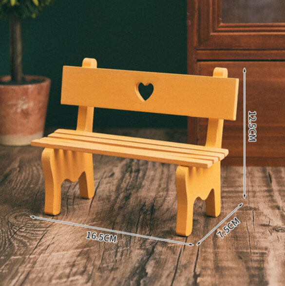 Popular decorative ornaments [medium love chair-yellow]