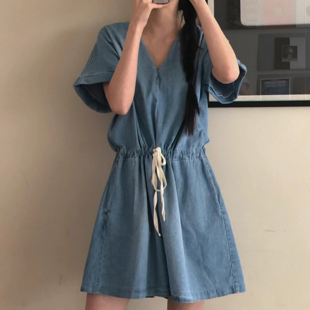 R16V領腰抽繩重點有遮手臂顯瘦牛仔連身短褲