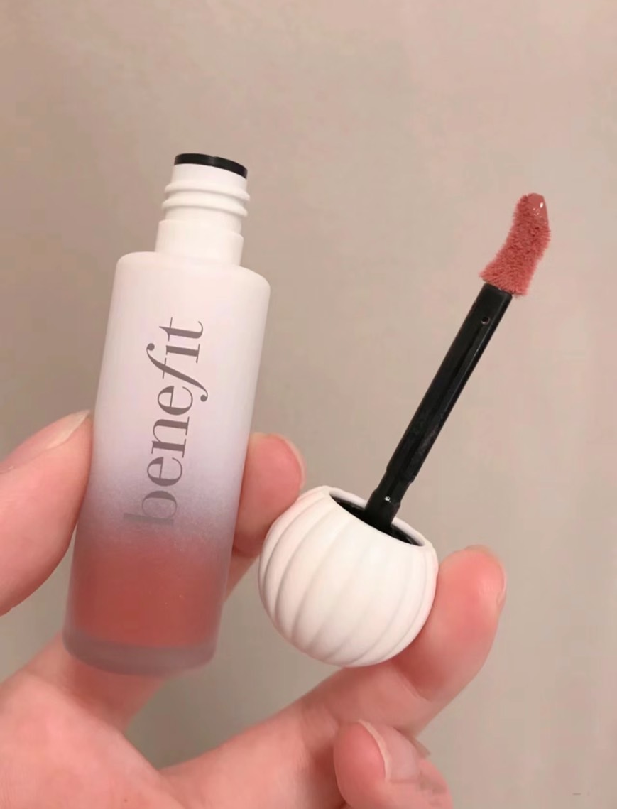 BENEFIT 貝玲妃唇釉 # 23 COCO CABANA