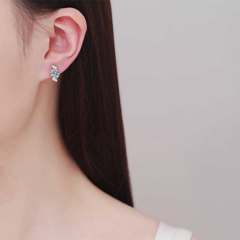 型格莫桑鑽耳環       E2C035