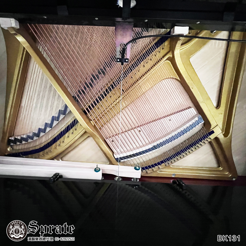 全新 德國品牌 SPRATE-BK131 豪華大譜架演奏級 直立鋼琴 3號 三踏板 內建緩降裝置 漢麟樂器鋼琴店 代理