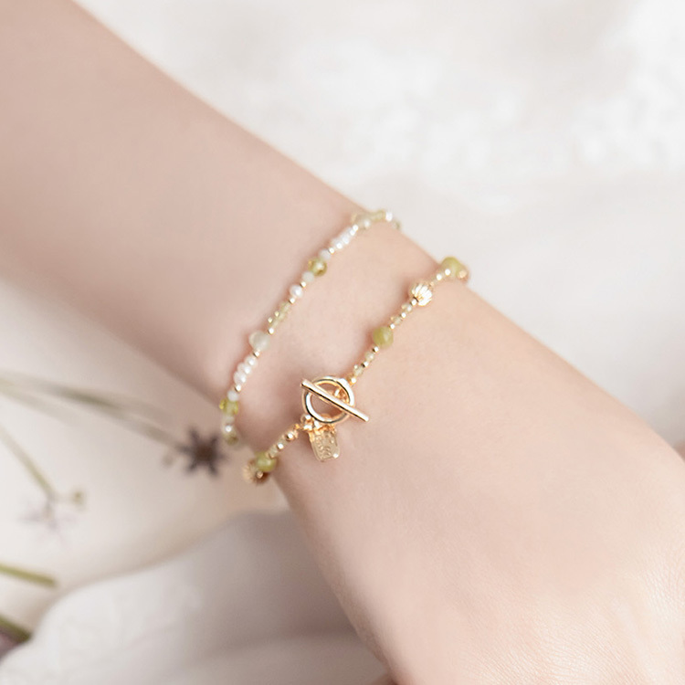 八月誕生石 • 綠玫瑰 • 永不老去的愛 – 橄欖玉 – 手鍊