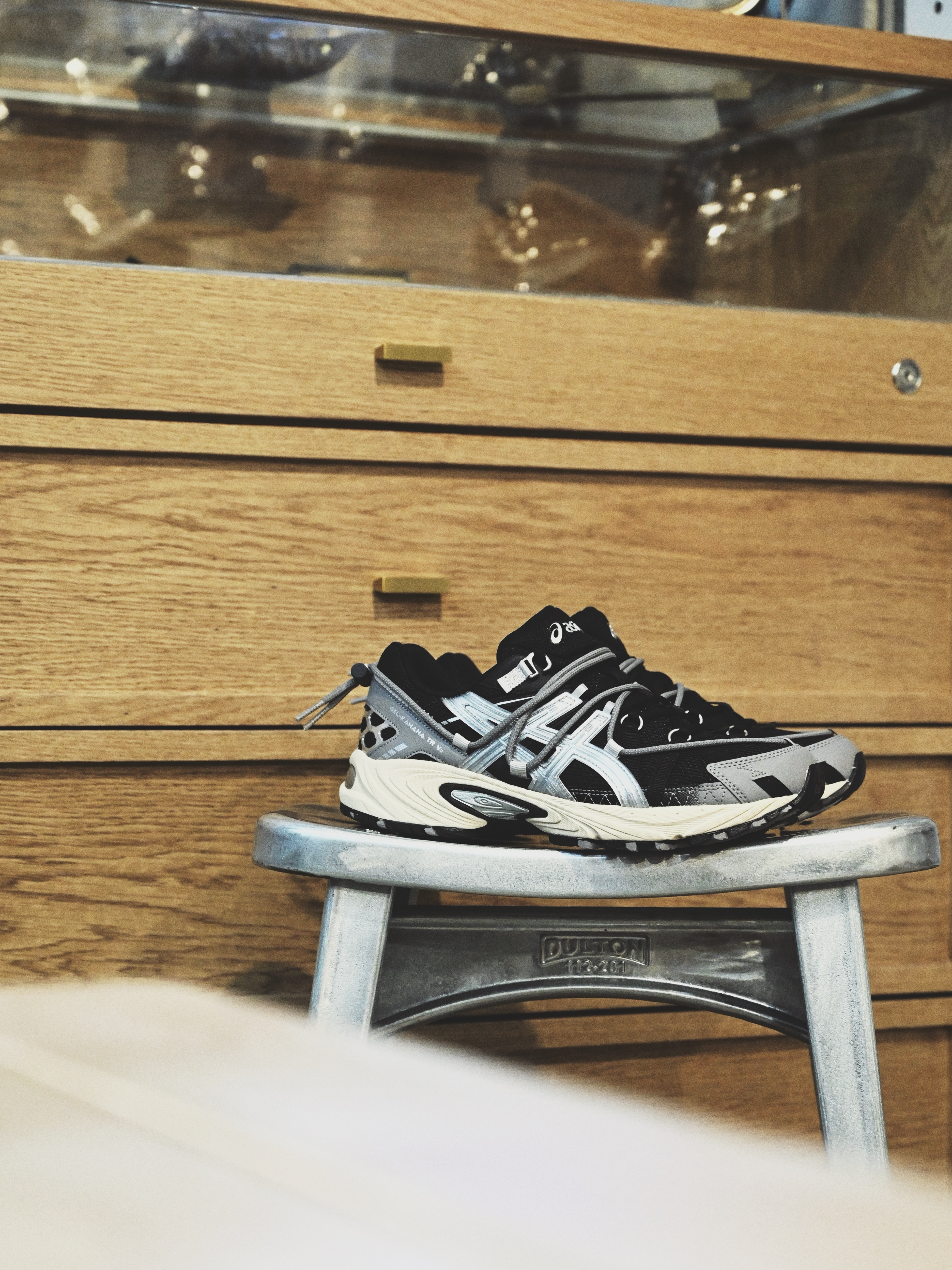 [預訂] Asics Gel-Kahana TR V2 Black Silver 1203A259-001