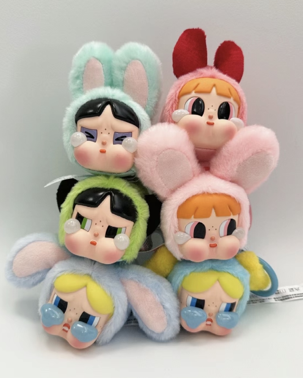 <超殺價快搶!!!>Pop Mart Cry Baby泡泡瑪特 哭娃 飛天小女警 Minnie lisa 同款 糖膠 絨毛 吊飾 盲盒